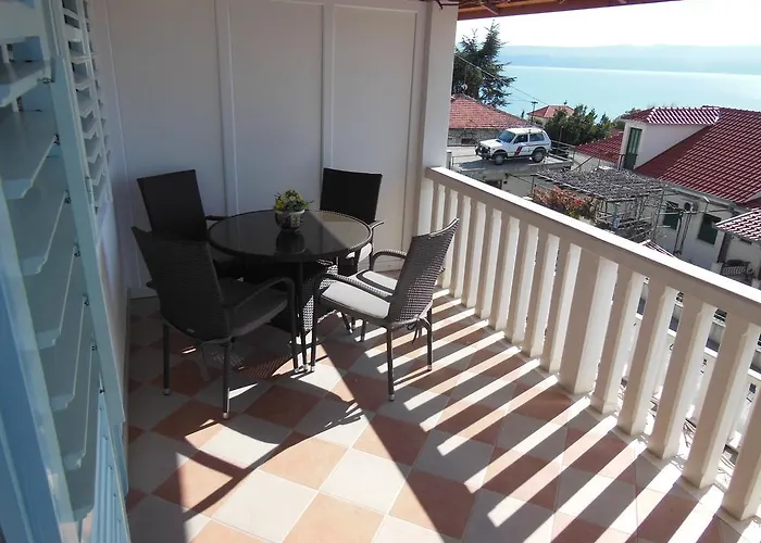 Petar Apartments
