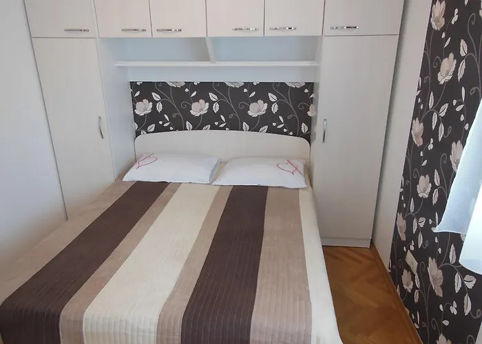 Petar Apartments