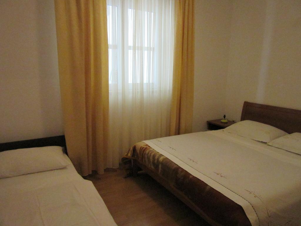 Petar Apartment Omis